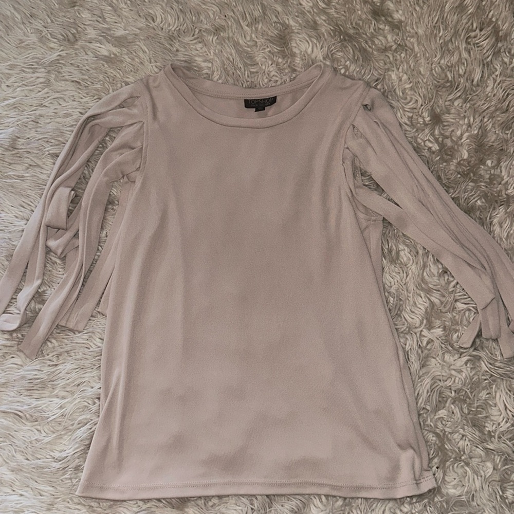 Topshop nude fringed sleeve /sleeveless top size 4 euro 36.